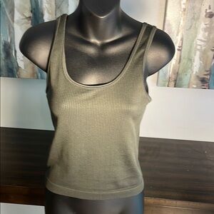 ⭐️ 5 items for $15 ⭐️ A New Day Green Ribbed Crop Tank Top